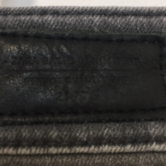 Zara Basic Denim Floral Jeans- great quality! - Picture 4 of 4